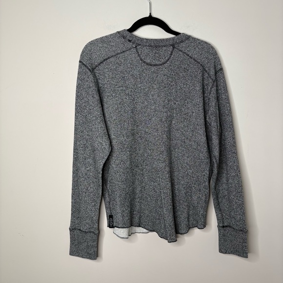 Todd Snyder Grey Long Sleeve Creneck Sweater Top - Picture 5 of 5